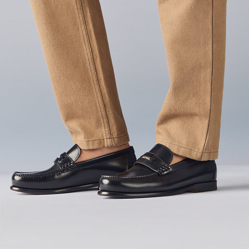 mezzo-loafer--261130Z 02-worn-
